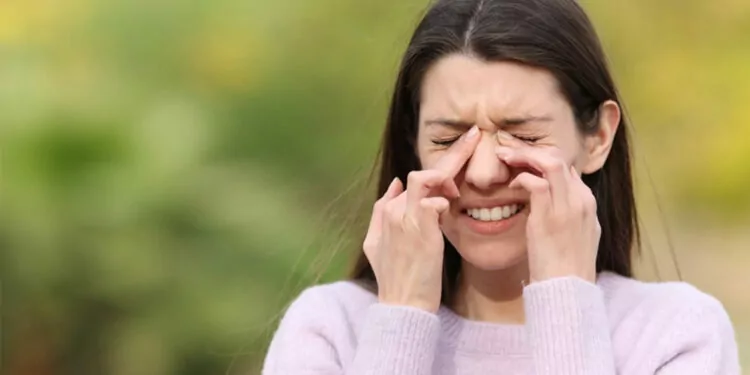 Bahar alerjilerine dikkat! Gözleri sık ovuşturmak bu hastalıkları tetikliyor