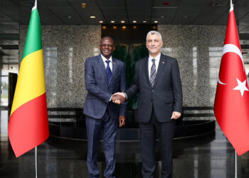 Bakan Bolat, Mali Ticaret Bakanı ile görüştü