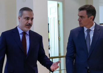 Bakan Fidan, İspanya Başbakanı Sanchez ile bir araya geldi