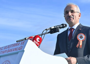 Bakan Uraloğlu: 21 yılda trafik hacmi yüzde 195 arttı