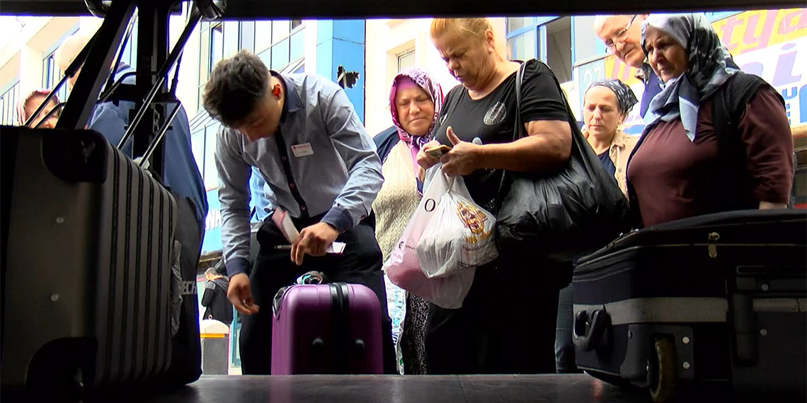 Hem yaz tatilinin başlaması hem de yaklaşan Kurban Bayramı nedeniyle şehirlerarası otobüs bileti fiyatları uçak biletini geçti.