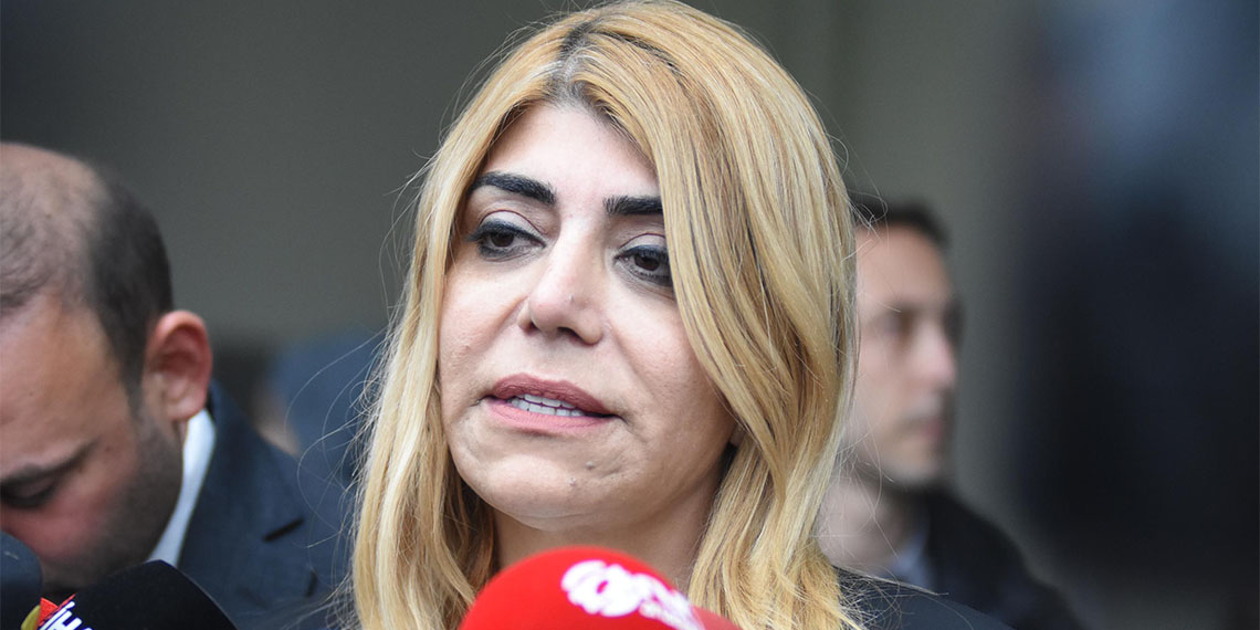 Kayserispor'un eski başkanı Berna Gözbaşı'ya hakaret sanığı Sabri T. (60), 87 adli gün karşılığı 1740 TL cezaya çarptırıldı.