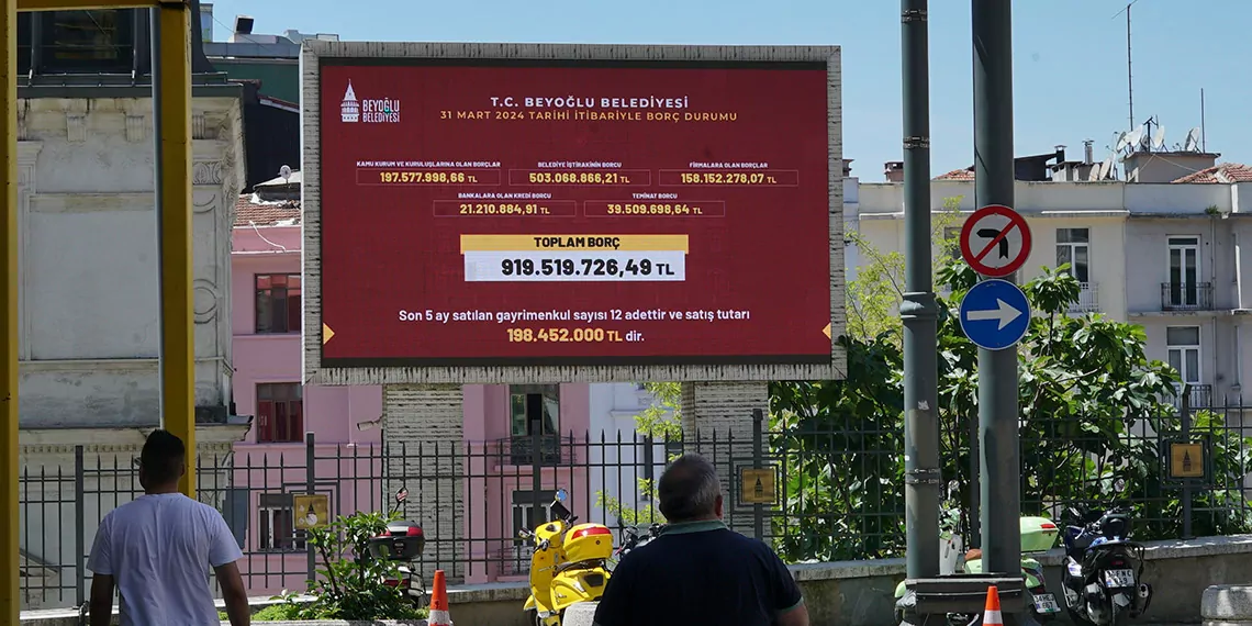 Beyoğlu belediyesi'nin önceki dönemden kalan borçları açıklandı