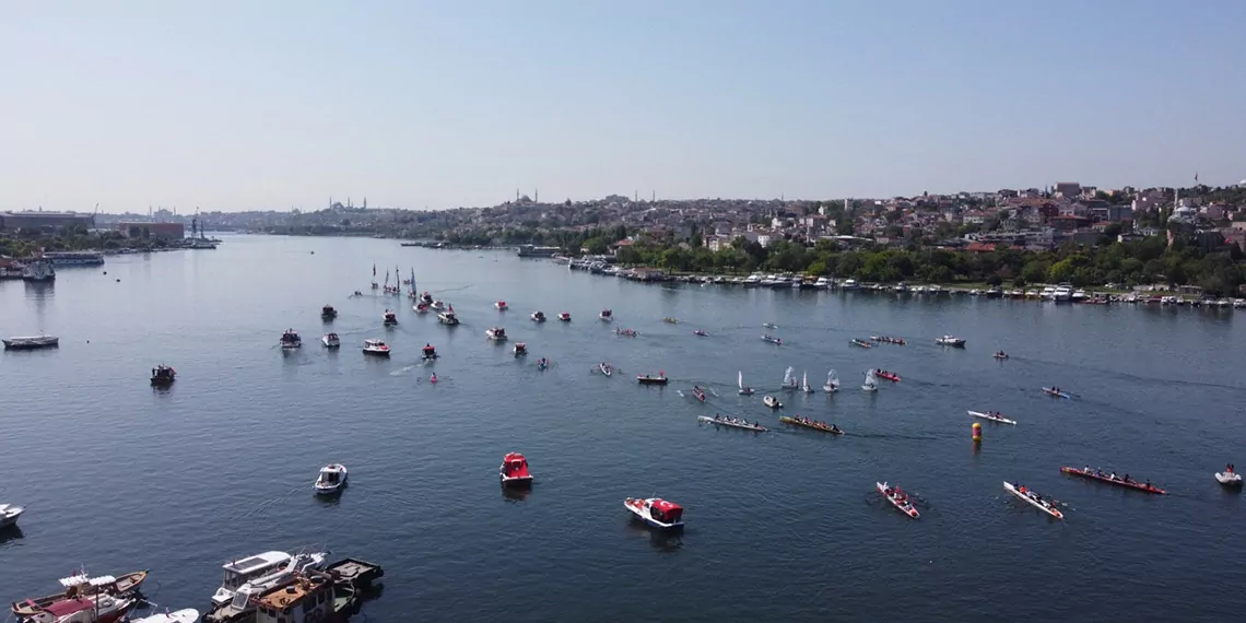 Beyoğlu'nda 19 mayıs coşkusu