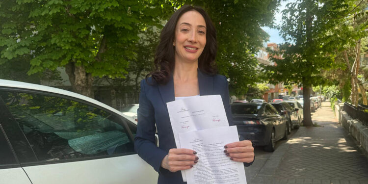 Boşanma davasında 'çocukla iletişim' kararı