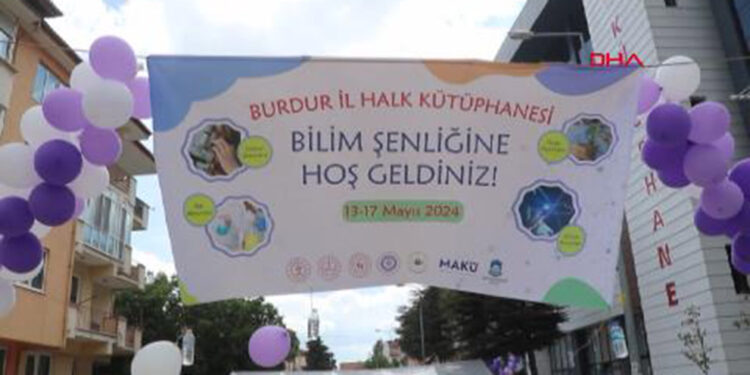 Burdur'da Bilim Şenliği başladı