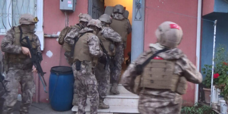 Bursa merkezli 'Mahzen-46' operasyonunda 95 tutuklama