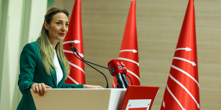 Yoksullukla samimi olarak mücadele edeceğiz