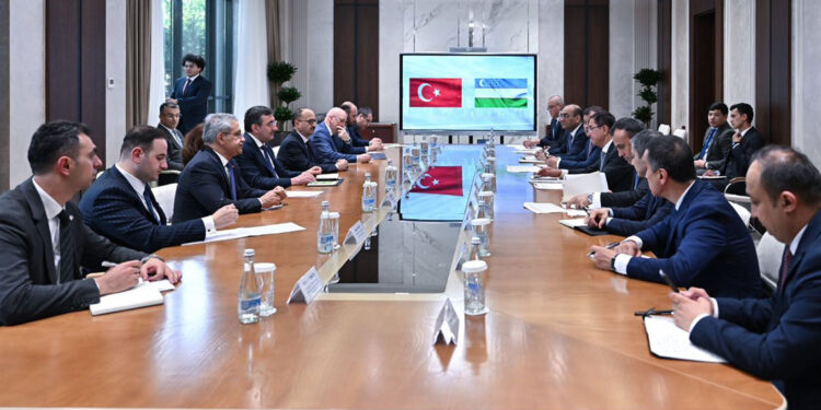 Cevdet Yılmaz Özbekistan'da