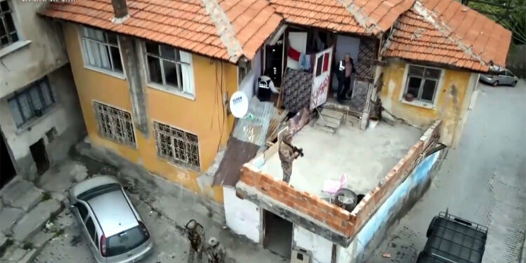 Mahzen-49 operasyonlarında organize suç örgütü çökertildi