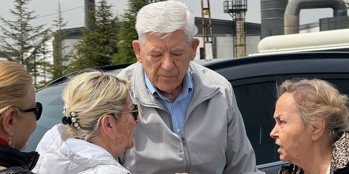 Cumhurbaşkanı Recep Tayyip Erdoğan'ın imzasıyla Resmi Gazete'de yayımlanan kararla cezaları kaldırılan emekli 4 general tahliye edildi.