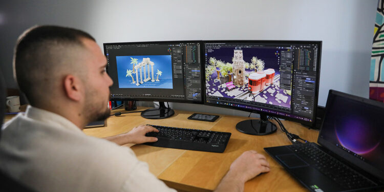 Çocuklar için antik kentleri modelliyor