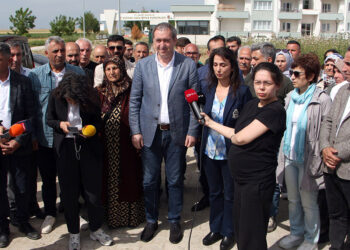 DEM Parti'li Hatimoğulları ve Bakırhan, Demirtaş'ı ziyaret etti