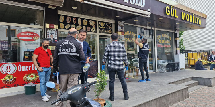 2 kişi tartıştıkları kuyumcuyu darbedip kaçtı