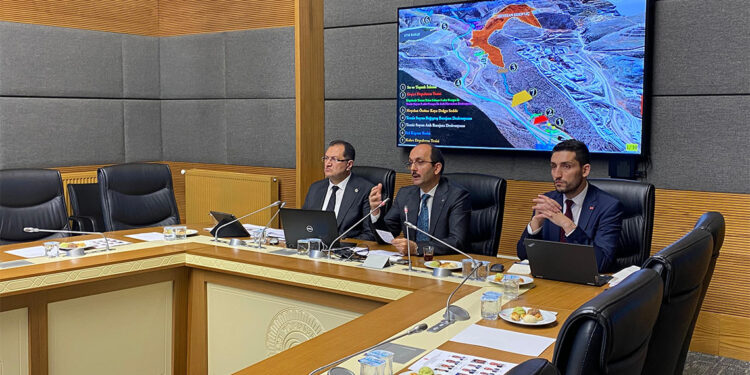 İliç'te ÇED raporunu hazırlayan kurum değiliz