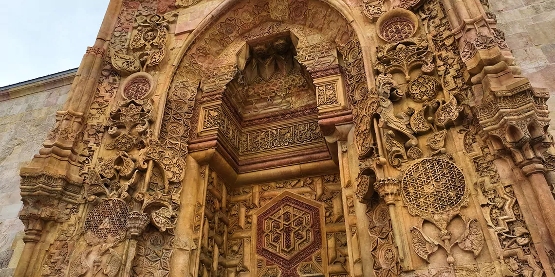 Divriği ulu cami ve darüşşifası'nın restorasyonu tamamlandı