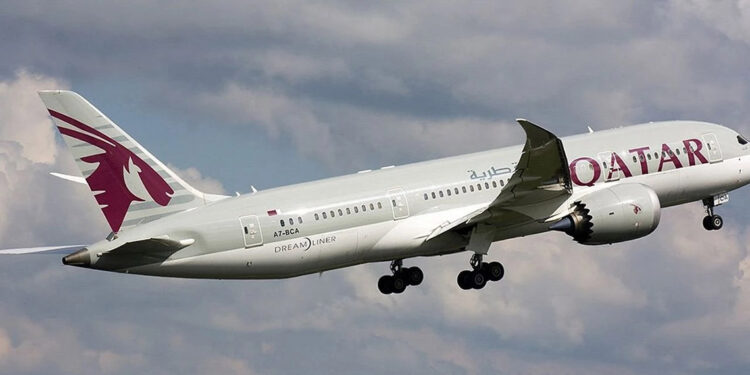 Dublin uçağı Türkiye üzerinde türbülansa girdi: 12 yaralı