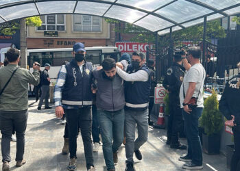 1 Mayıs tutuklamalarına tepki sırasında slogan atan 5 kişiye gözaltı