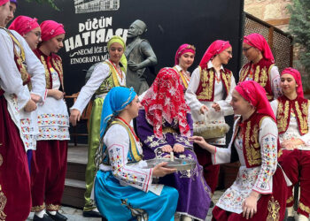 Edirne'de Etnografya Müzesi'nde Rumeli düğünü canlandırıldı