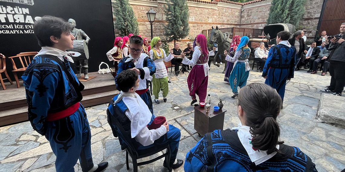 Edirne'de Etnografya Müzesi'nde Rumeli düğünü canlandırıldı