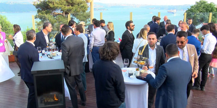 En büyük gençlik örgütü liderleri İstanbul’da buluştu