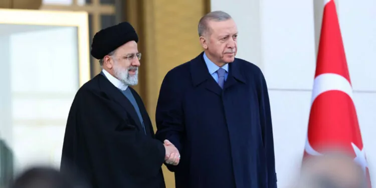 Erdoğan, reisi'nin cenaze törenine katılacak