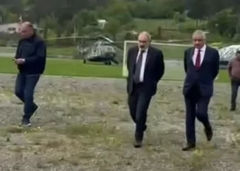 Ermenistan başbakanı'nın helikopteri acil iniş yaptı