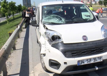 Esenler'de 5 aracın karıştığı zincirleme kaza