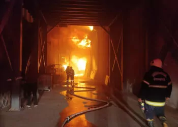 Mobilya fabrikasında çıkan yangının nedeni belli oldu