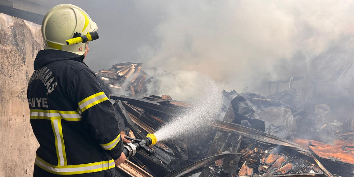 Mobilya fabrikasında çıkan yangının nedeni belli oldu
