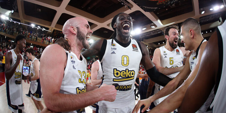 Fenerbahçe Beko 5 yıl sonra Final Four'a kaldı