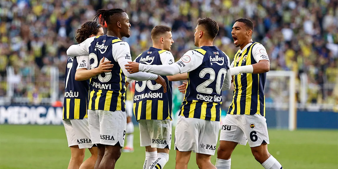 Fenerbahce sampiyonluk sansini derbiye t 53023 1 - futbol haberleri, spor haberleri - haberton