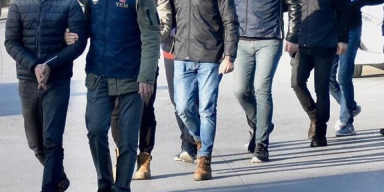 FETÖ'nün güncel öğrenci yapılanmasına operasyon; 38 gözaltı