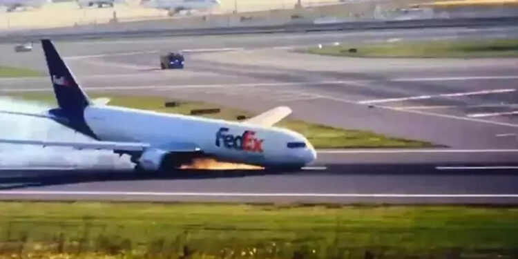 Faciayı kadın pilot önledi