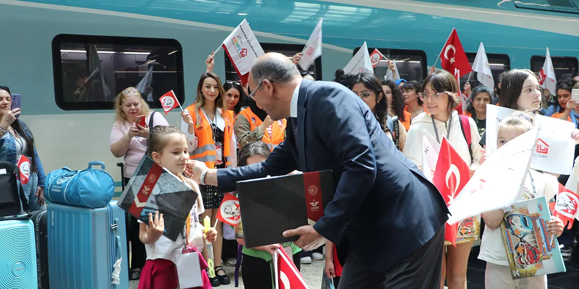 Farklı ülkelerden lösemiyi yenen çocuklar türkiye'de buluştu