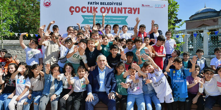 Fatih Belediyesi'nden Oyuntay isimli bir çalıştay