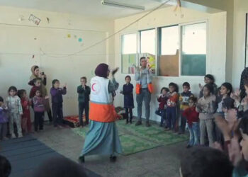 Filistin'de savaştan etkilenen çocuklara psikolojik yardım