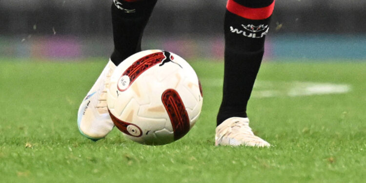 Futbolda 2024-2025 sezonu transfer ve tescil dönemleri belli oldu