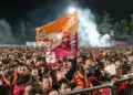 Galatasaray florya metin oktay tesisleri'nde coşkuyla karşılandı