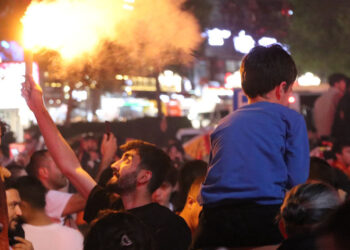 Sarı-kırmızılı taraftarlar Ankara'da şampiyonluğu kutladı