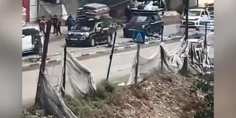 Gazze’de siviller, Refah'ın doğusundan tahliye ediliyor