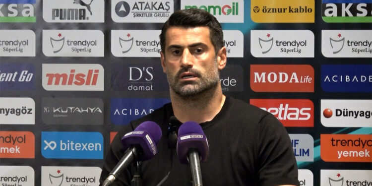 Hatayspor Volkan Demirel ile yollarını ayırdı