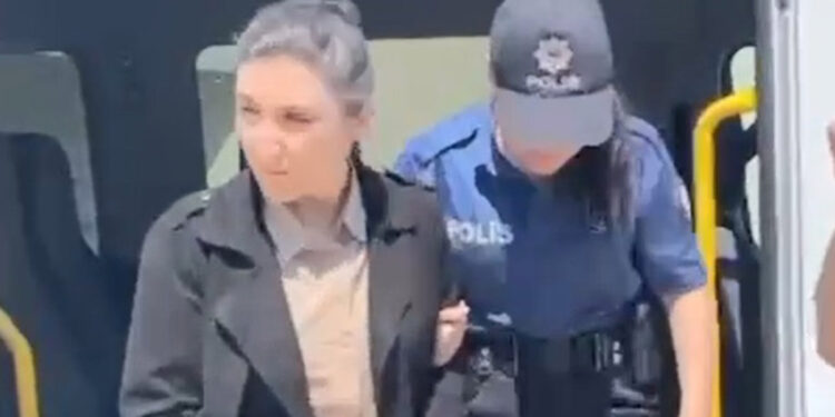 HDP'li eski Diyadin Belediye Başkanı yurt dışına kaçarken yakalandı