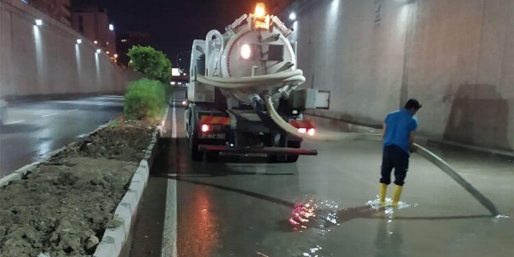 Hatay'ı sağanak vurdu; mahsur 70 kişi kurtarıldı