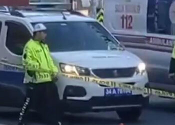 Önce eski ortağını sonra kendini vurdu
