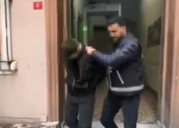 11 aracın lastiklerini bıçakla kesen şüpheli yakalandı