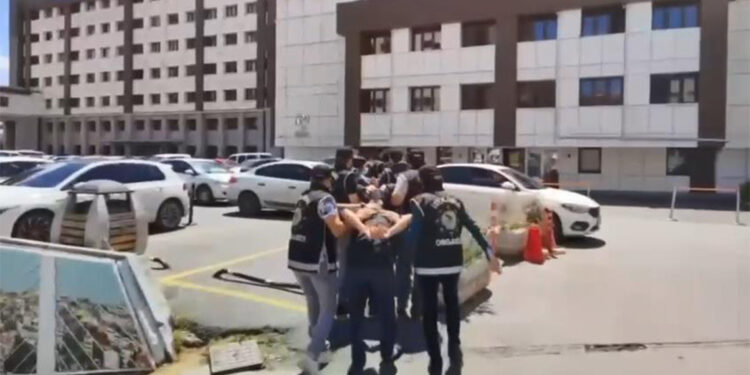 Mahzen-38 operasyonlarında 10 şüpheli gözaltına alındı