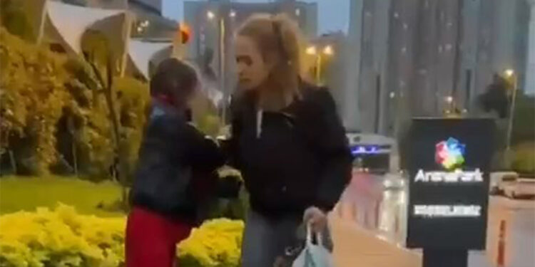 Küçükçekmece'de kızına şiddet uygulayan anneye tepki