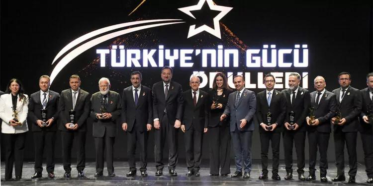 'türkiye'nin gücü ödülleri' sahiplerini buldu