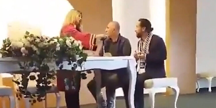 Nikah masasında dua tartışması